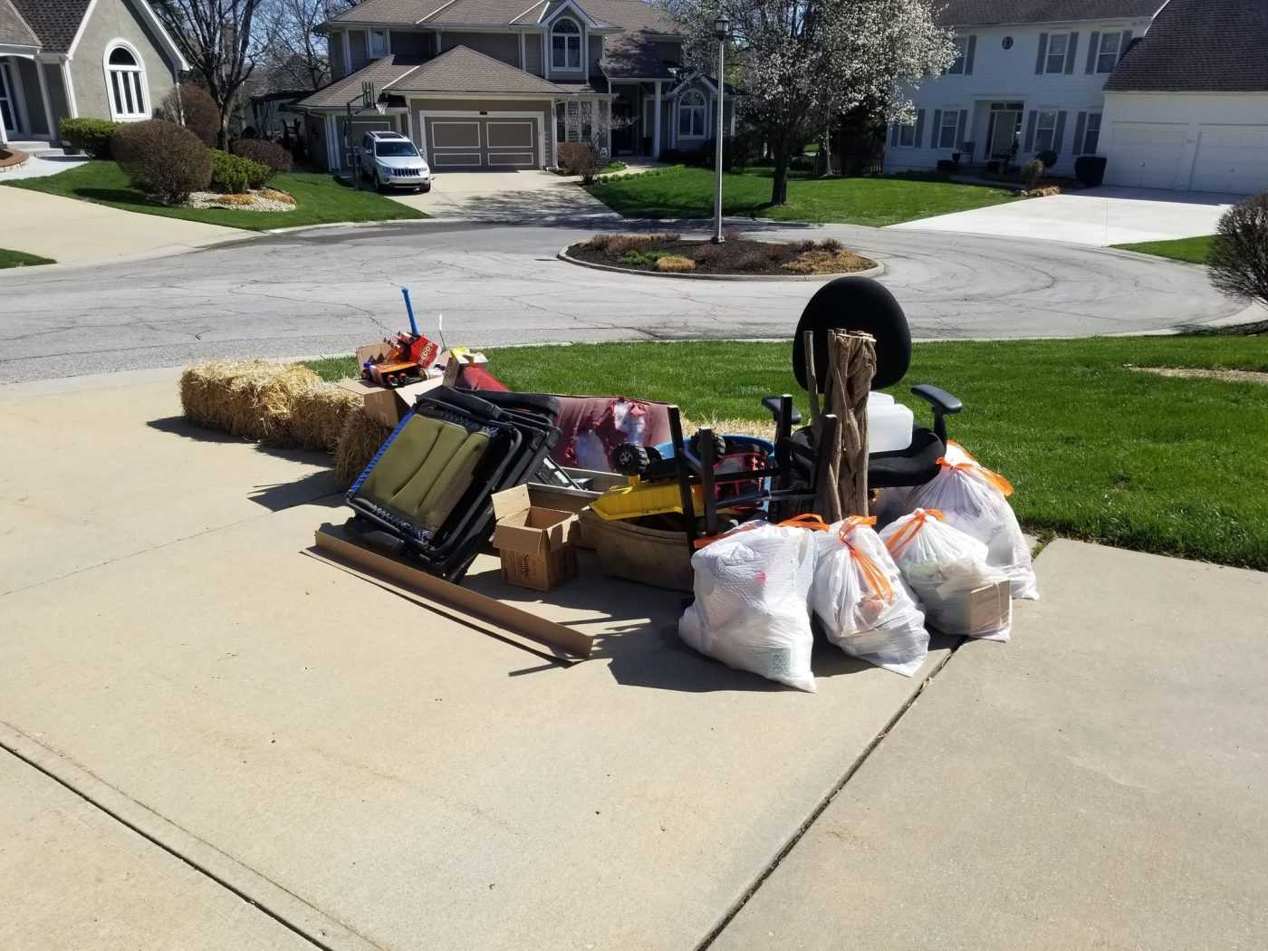 curbside junk pick up overland park